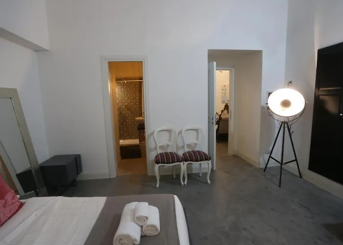 Al Duomo 3* Σαλέρνο